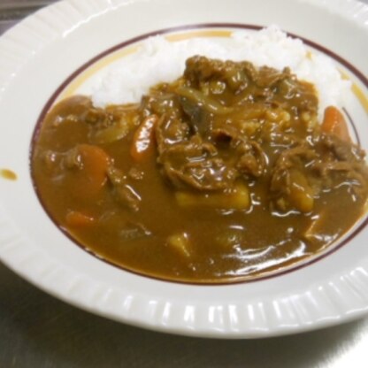 mimiさん、今晩は♪
材料があるあるで
エリンギカレーの夕飯
美味しかったです♪
エリンギの歯ごたえ大好き♡
ご馳走さまでした(*^_^*)